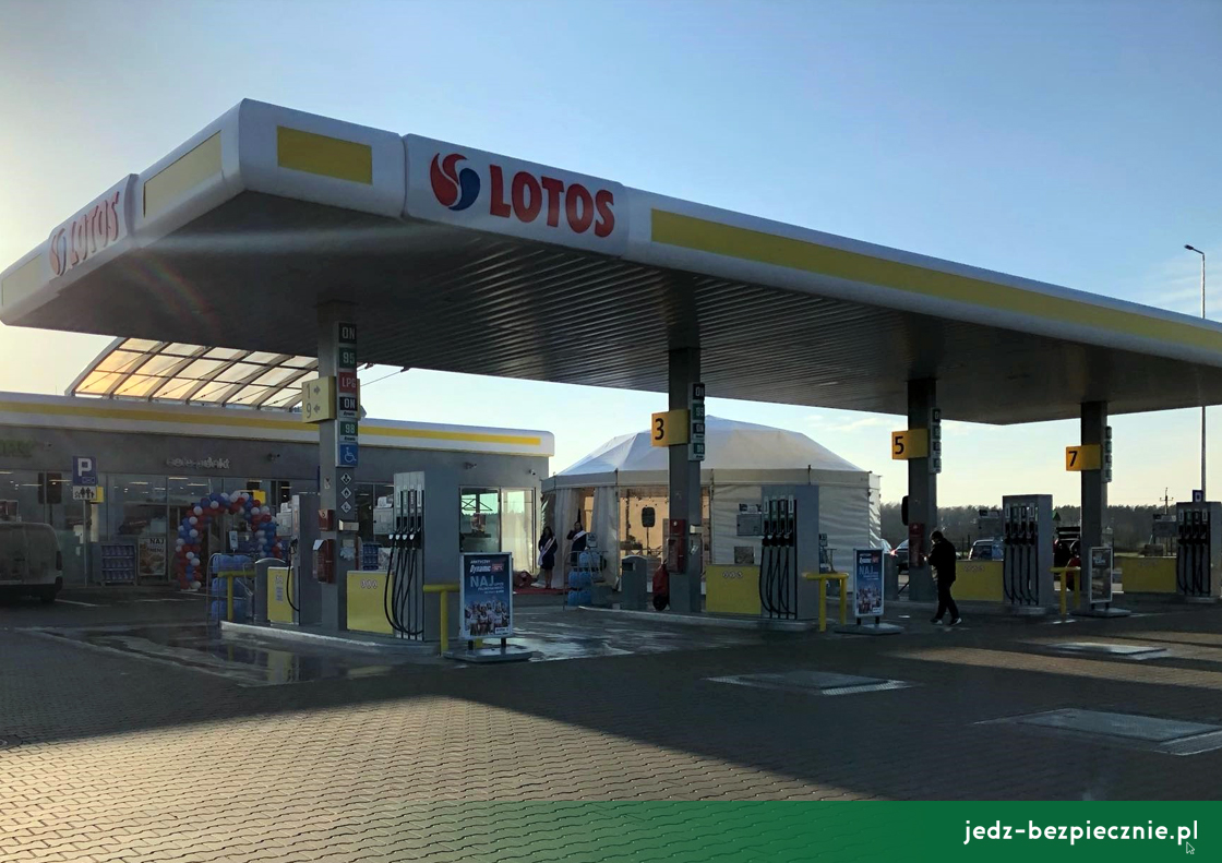 WYDANIE NA WEEKEND | Rośnie sieć stacji paliw Lotos i Orlen